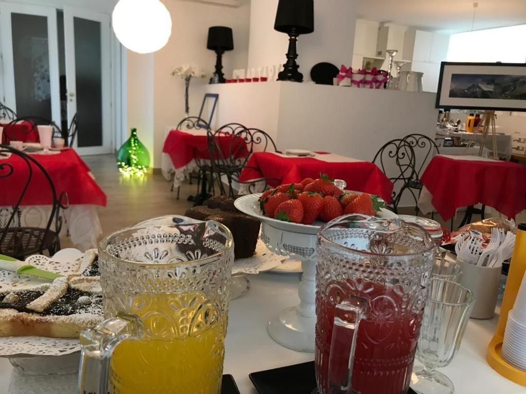 Ascoli Bonjour B&B & Apartments Parcheggio Privato & Giardino Ascoli Piceno Exteriör bild
